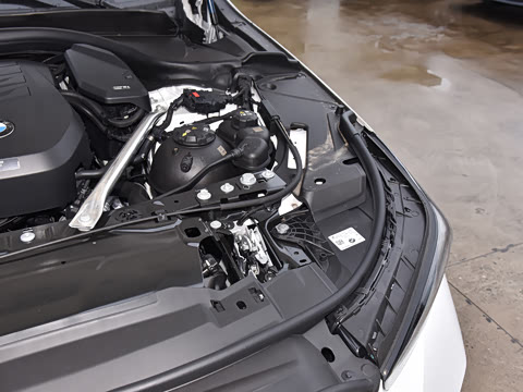 2026�� �Ŀ� 530Li ������ M�˶���װ