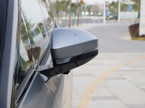 2026�� ���� 750 Ultra