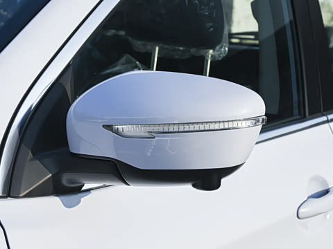 2025�� �Ŀ� ���� 2.0L CVT XV+���Ȱ�