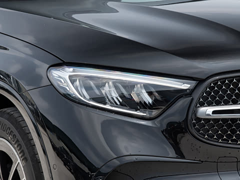 2026�� �Ŀ� GLC 260 L 4MATIC ������
