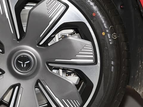 2025�� 550��