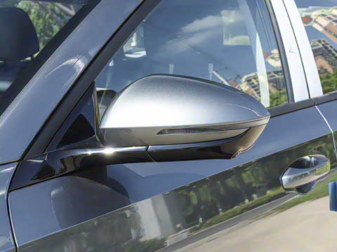 2025�� EM-i 70km ������