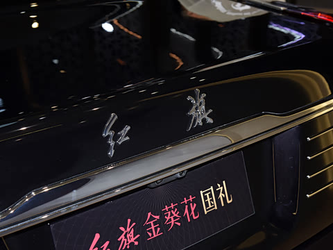 2026�� 4.0T V8 ��ϼ���ư�