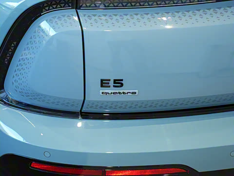 2026�� �ȷ�quattro��