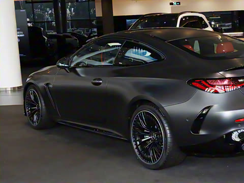 2025 Ŀ AMG CLE 53 4MATIC+ ܳ