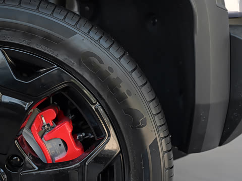 2026�� 565KM ���������