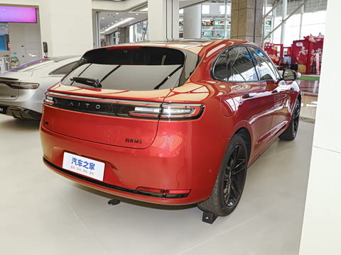 2025�� ����   Ultra ������