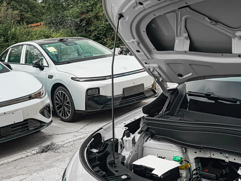 2027�� 610������