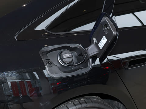 2026�� 2.0T �߹��� �˶���