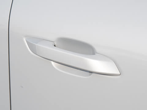 2026�� 1.5T 6MT ������ 