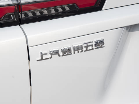 2026�� 1.5T 6MT ������ 