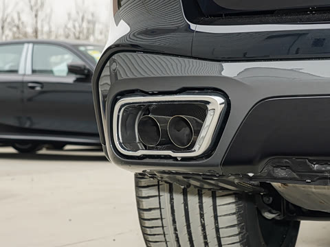 2026�� �Ŀ� xDrive 40Li M�˶���ҹ��װ