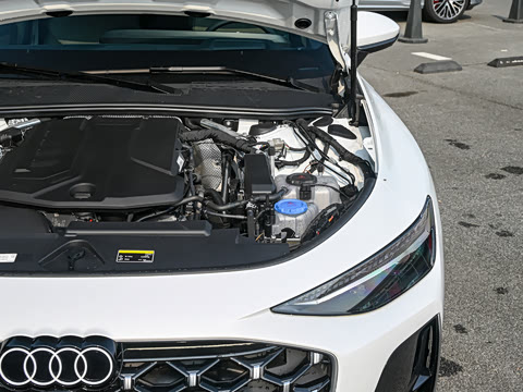 2026�� 2.0T quattro ������