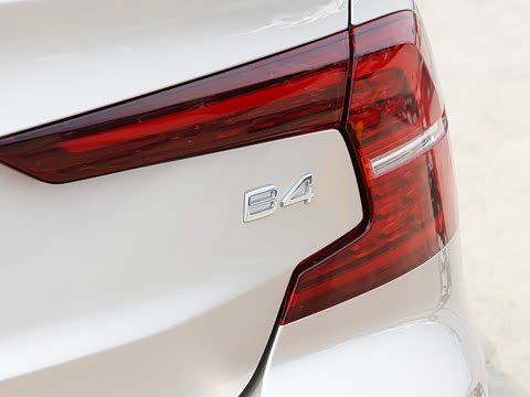 2027�� B4 ���ݺ�����