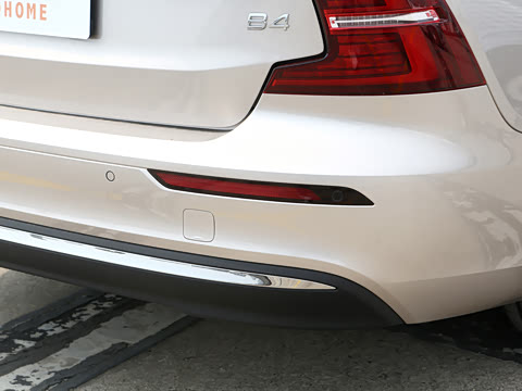 2027�� B4 ���ݺ�����