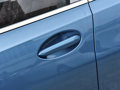 2026�� 325Li M�˶���װ