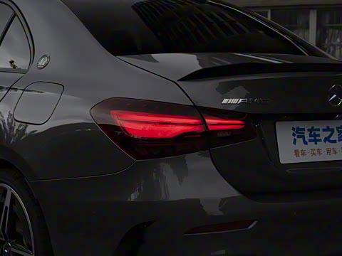 2026�� AMG A 35 L 4MATIC