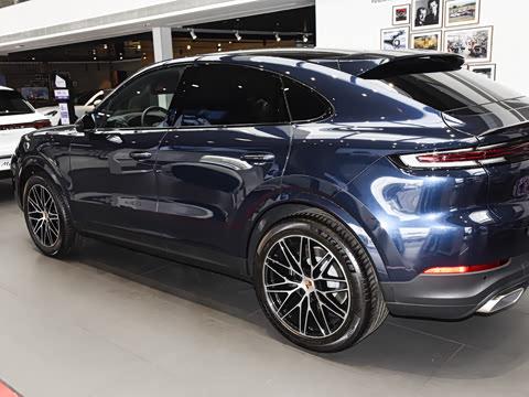 2026�� Cayenne Coup�� 3.0T