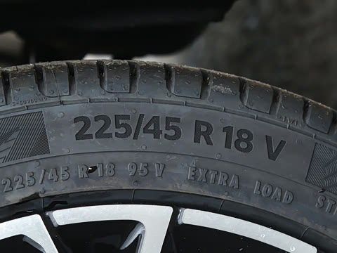 2027�� 2.0T DCT ������