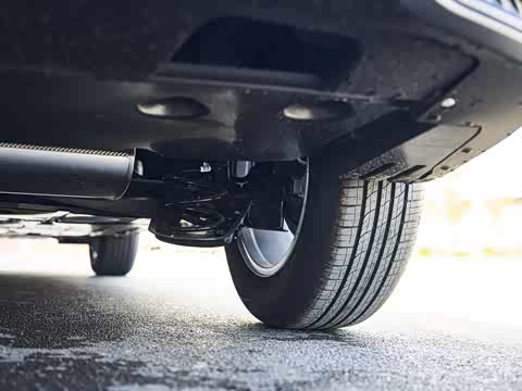 2025�� 1.6T �����