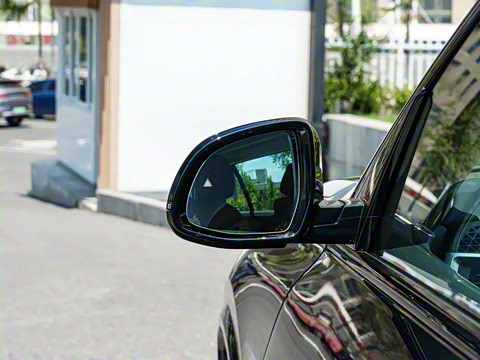 2025�� xDrive 30Li ������M�˶���ҹ��װ