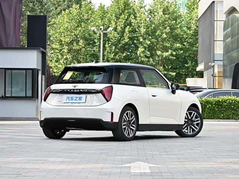 2026�� 463km COOPER SE ������ PLUS