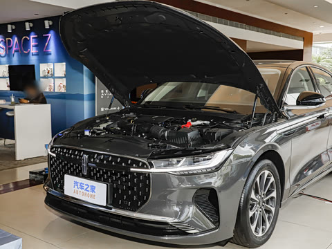 2025�� 2.0T ���а�