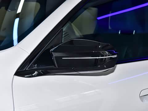 2026�� M50 xDrive