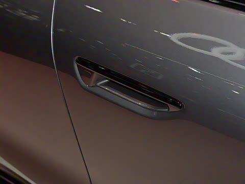 2026�� TFSI quattro 200kW �콢������