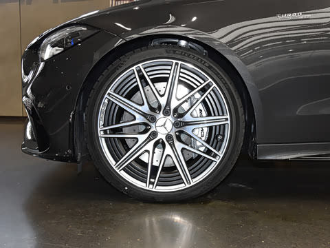 2026�� AMG C 43 4MATIC