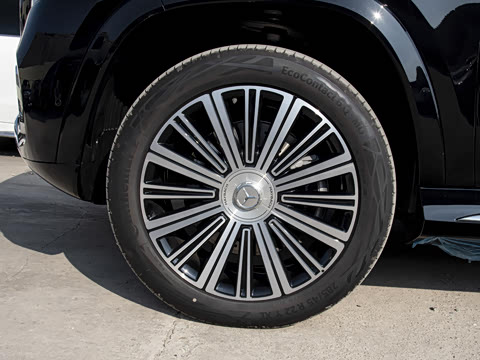 2026�� GLS 600 4MATIC ���ְ�