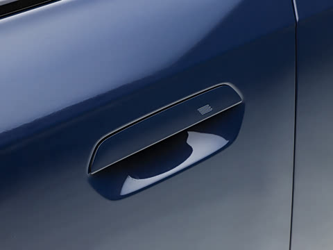 2026�� xDrive30L M�˶���ҹ��װ