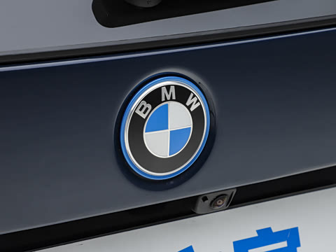 2026�� xDrive30L M�˶���ҹ��װ