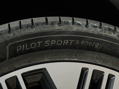 2026�� Ultra+�� 70kWh