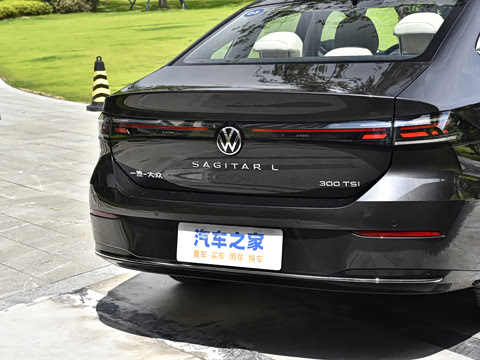 2026�� L 300TSI DSG ������