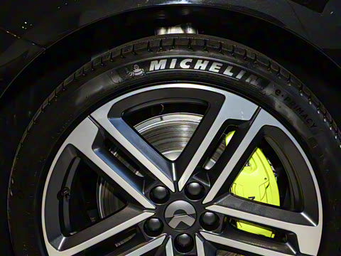 2025�� �ھ������ 100kWh Touring