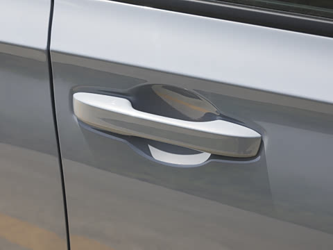 2026�� 240TURBO CVT ��ȤPlus��