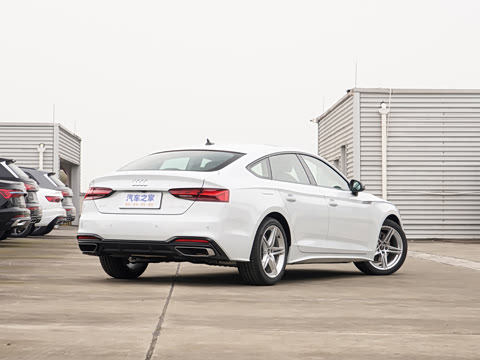 2025�� Sportback ��ذ� 40 TFSI ʱ�ж�����