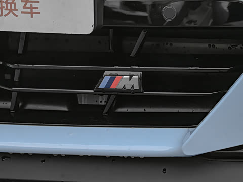 2026�� M240i xDrive