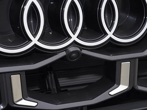2026�� 45 TFSI quattro S line�˶���