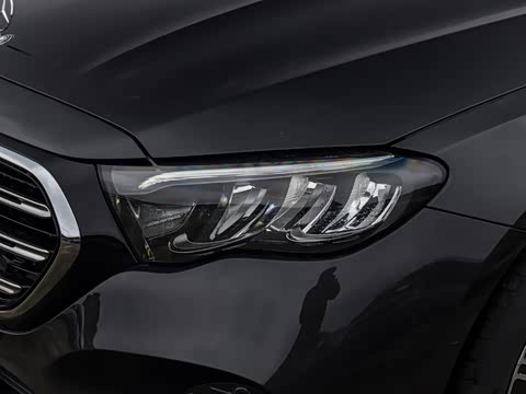 2026�� E 300 L ������