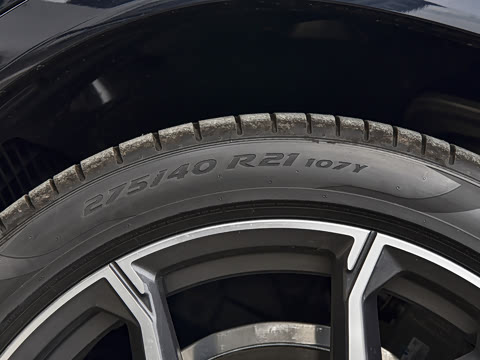 2026�� xDrive40i M�˶���װ