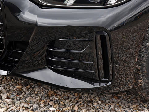 2026�� �Ŀ� M60