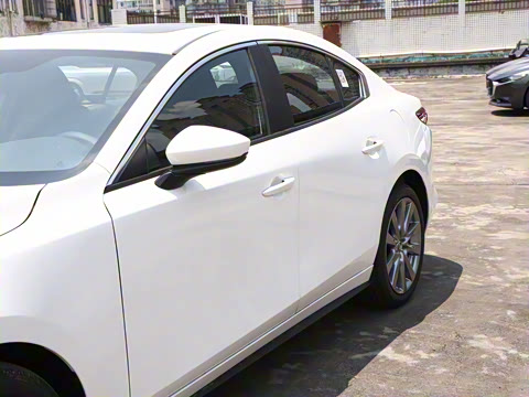 2025�� 2.0L �Զ���ҫ��