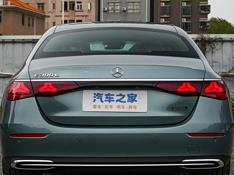 2026�� E 300 L ������