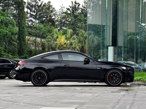 2026�� �Ŀ� AMG CLE 53 4MATIC+ ���ܳ�