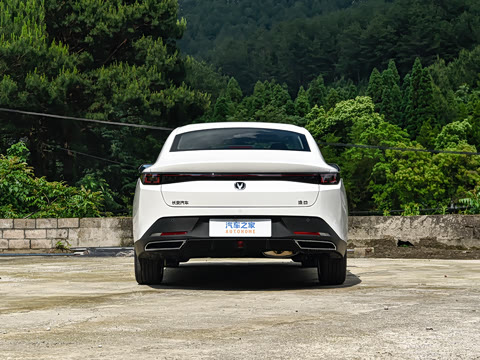 2026�� 1.5T �����