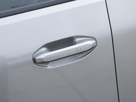 2026�� PLUS 2.0TD XWD���� 7��