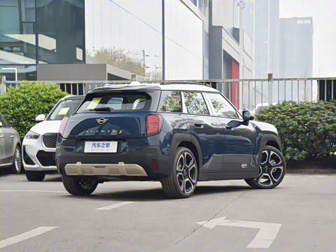 2025�� SE ������