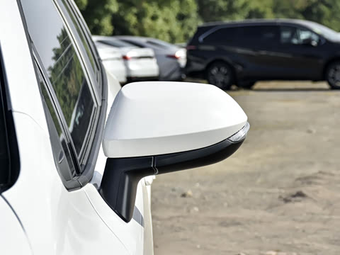 2026�� ����L ���ܵ��˫�� 1.8L ���Ȱ�